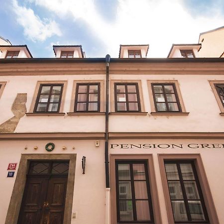 The Green Garland Pension Prague Exterior photo